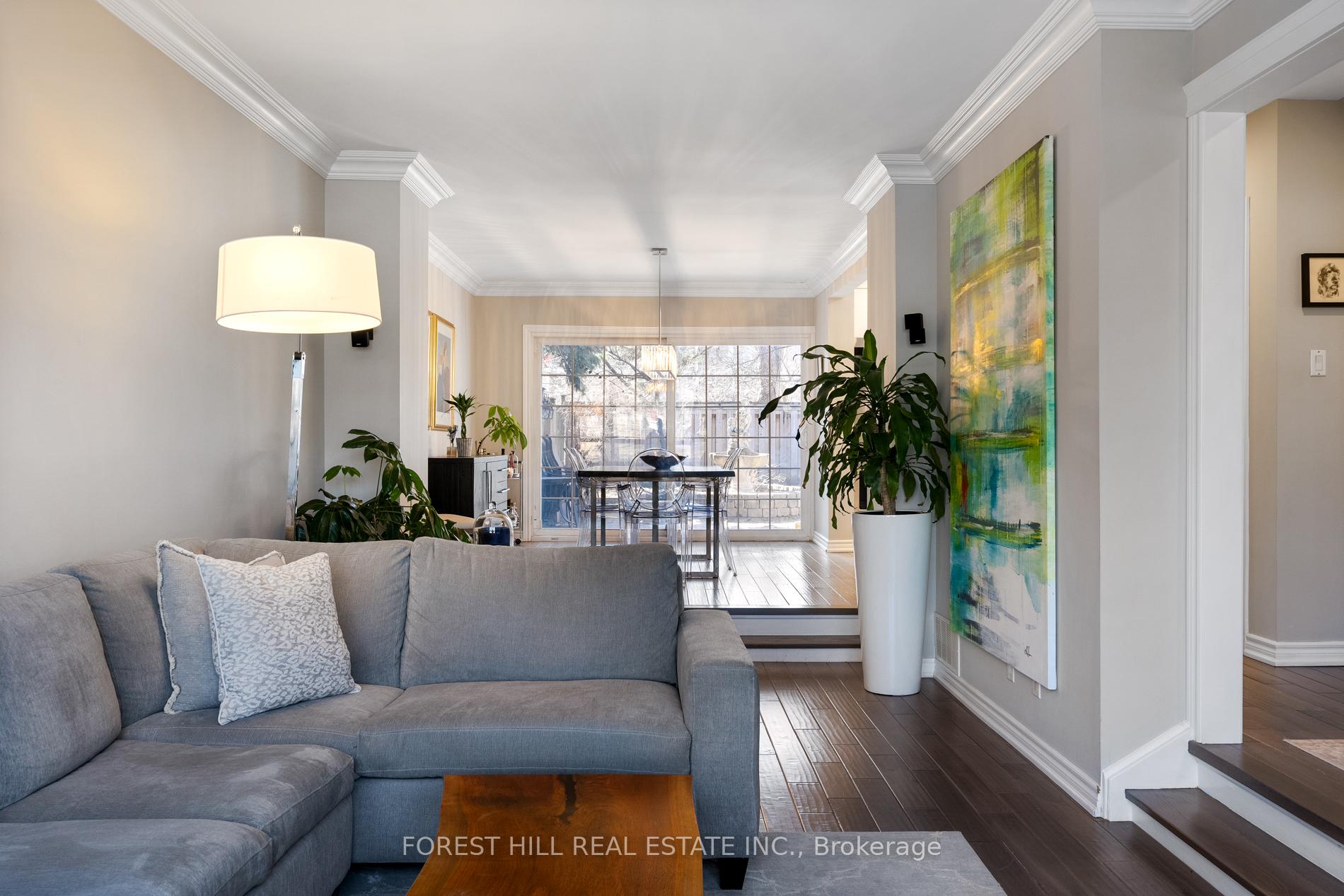 Photo 5 of 219 Davisville Avenue, Toronto, Mount Pleasant West — HOMEH