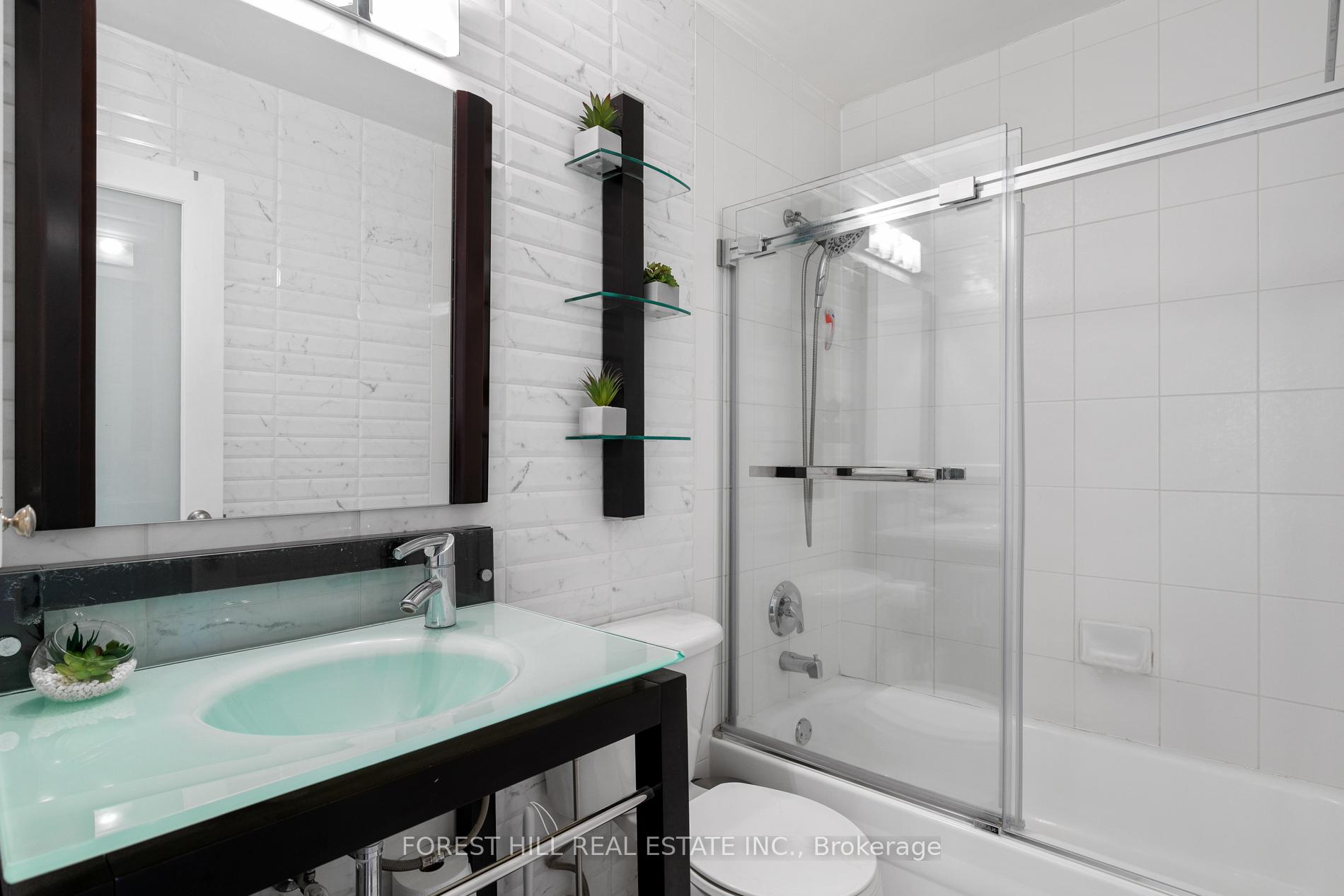 Photo 21 of 219 Davisville Avenue, Toronto, Mount Pleasant West — HOMEH