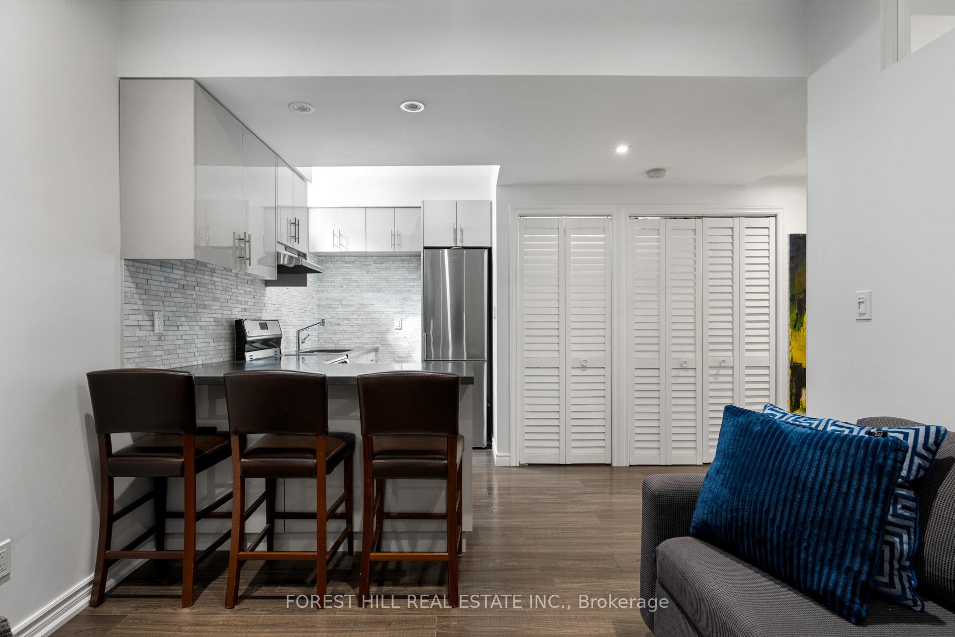 Photo 24 of 219 Davisville Avenue, Toronto, Mount Pleasant West — HOMEH