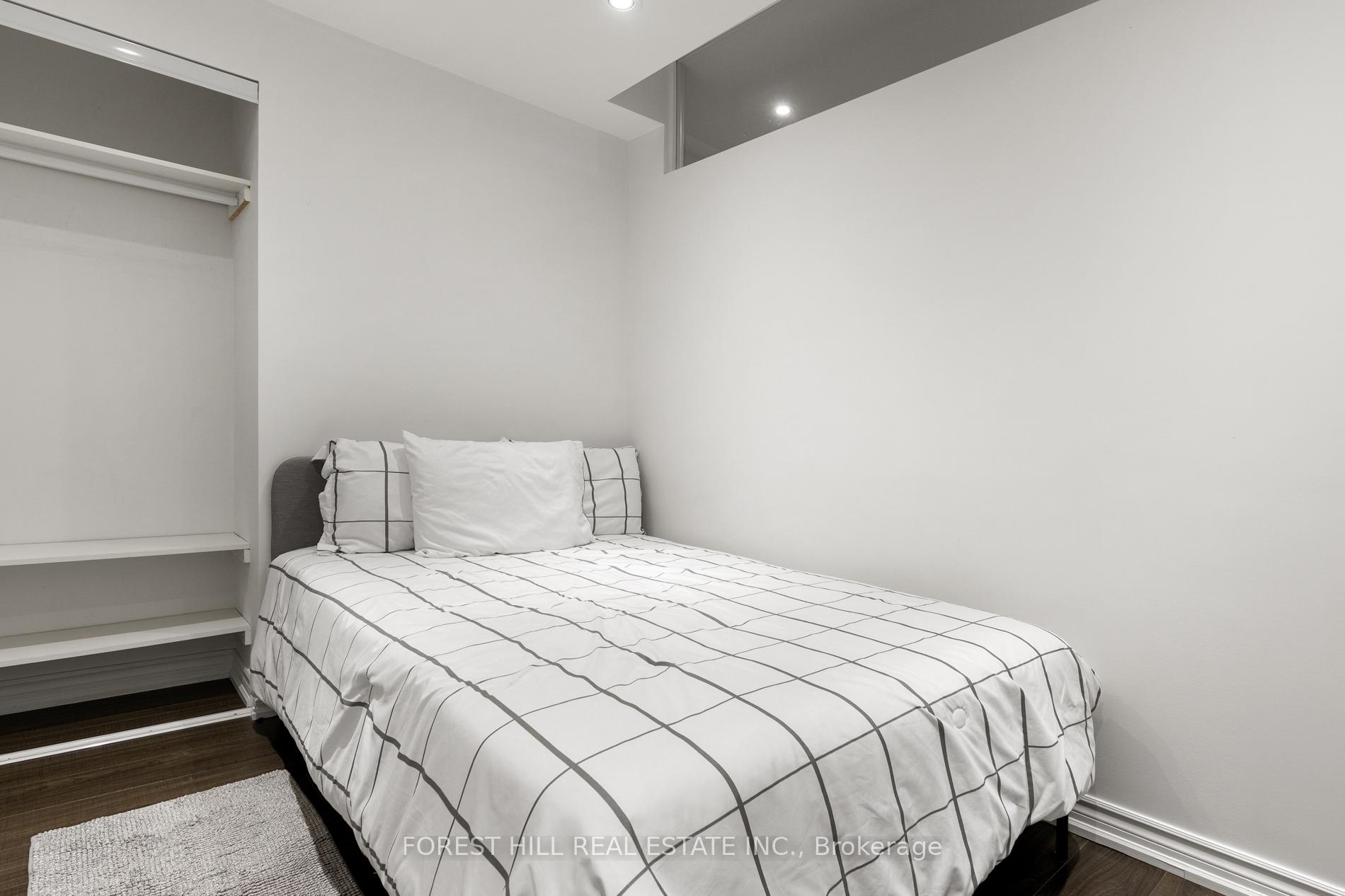 Photo 26 of 219 Davisville Avenue, Toronto, Mount Pleasant West — HOMEH
