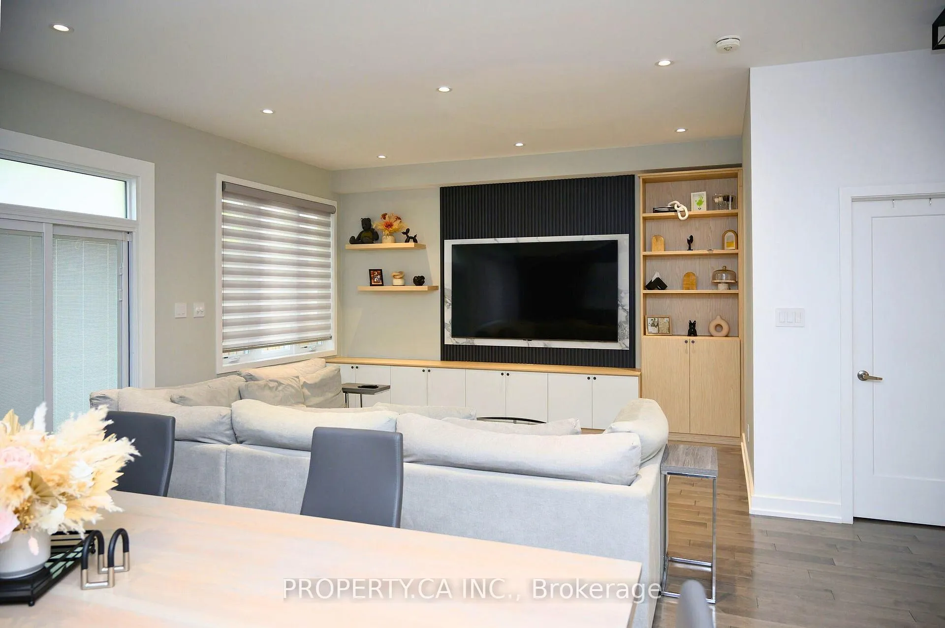 Photo 11 of 9 Northbrook Road, Toronto, East York — HOMEH