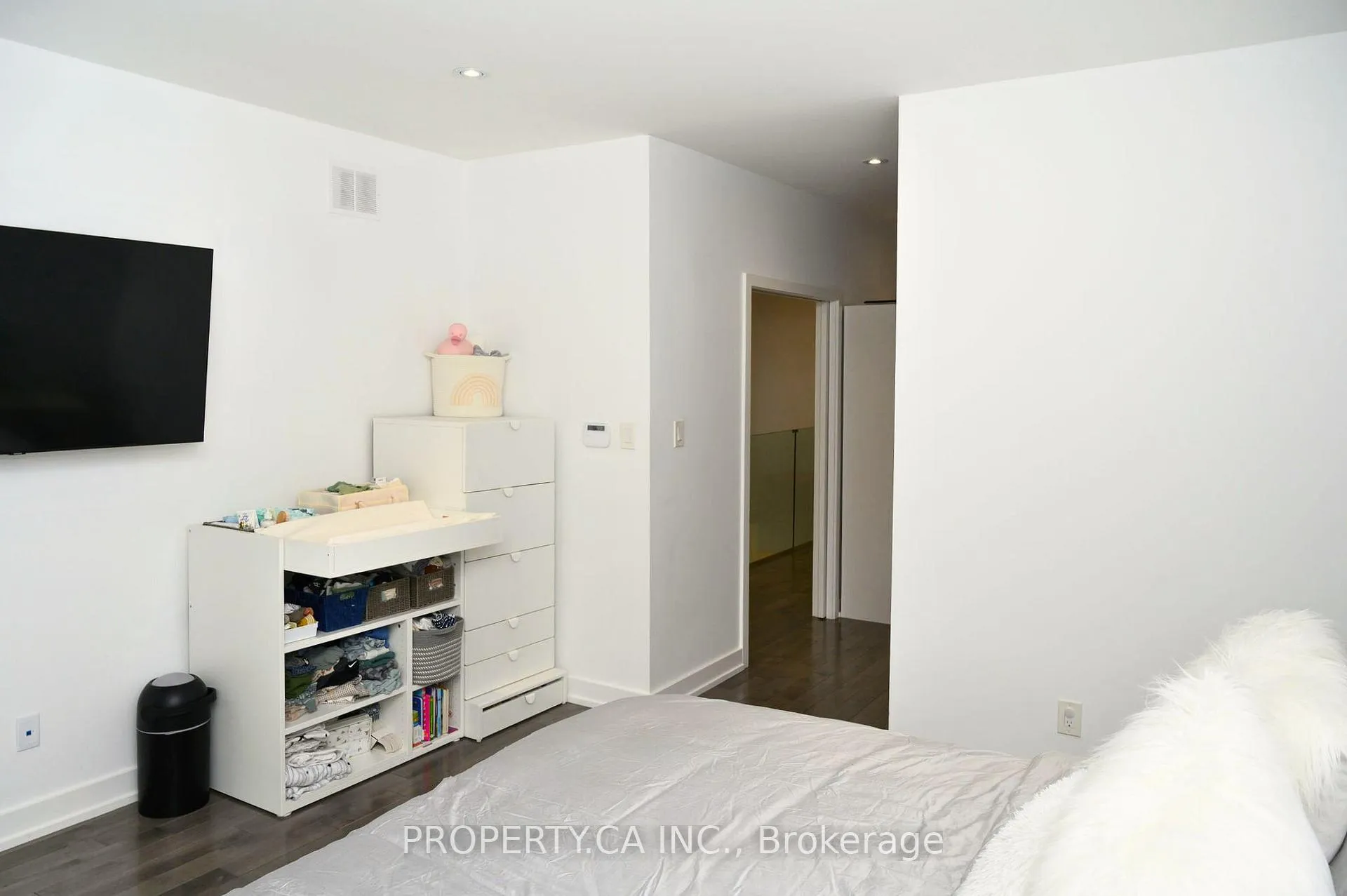 Photo 16 of 9 Northbrook Road, Toronto, East York — HOMEH