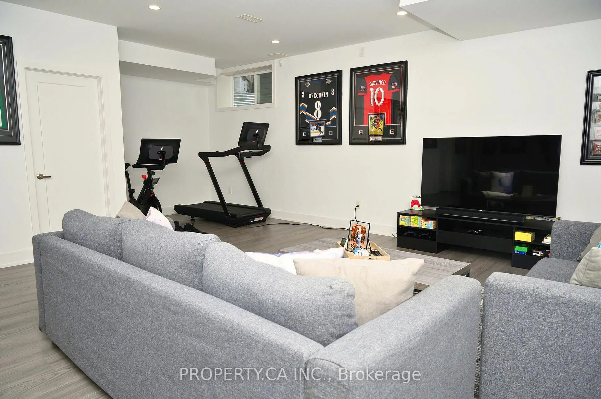 Photo 35 of 9 Northbrook Road, Toronto, East York — HOMEH