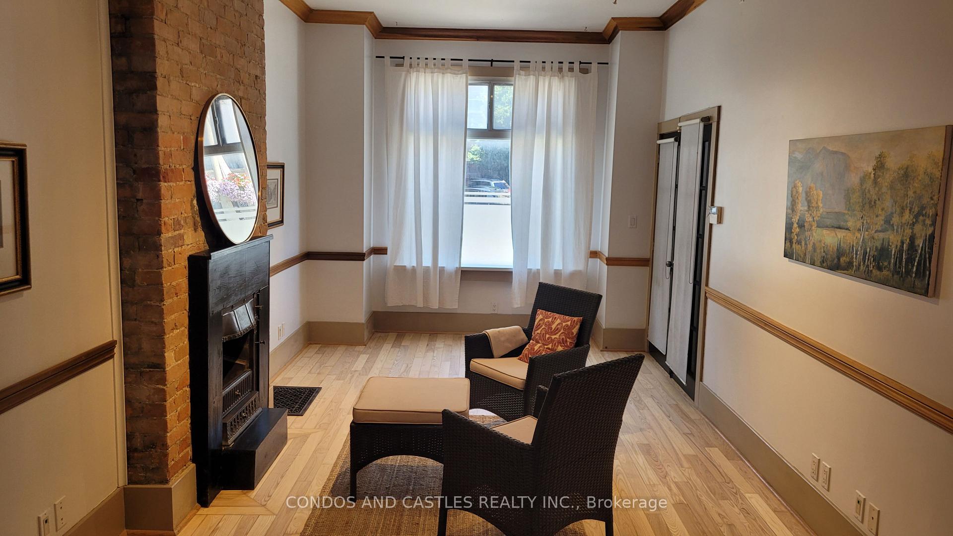 Photo 2 of Unit 1, 467 Richmond Street E, Toronto, Moss Park — HOMEH