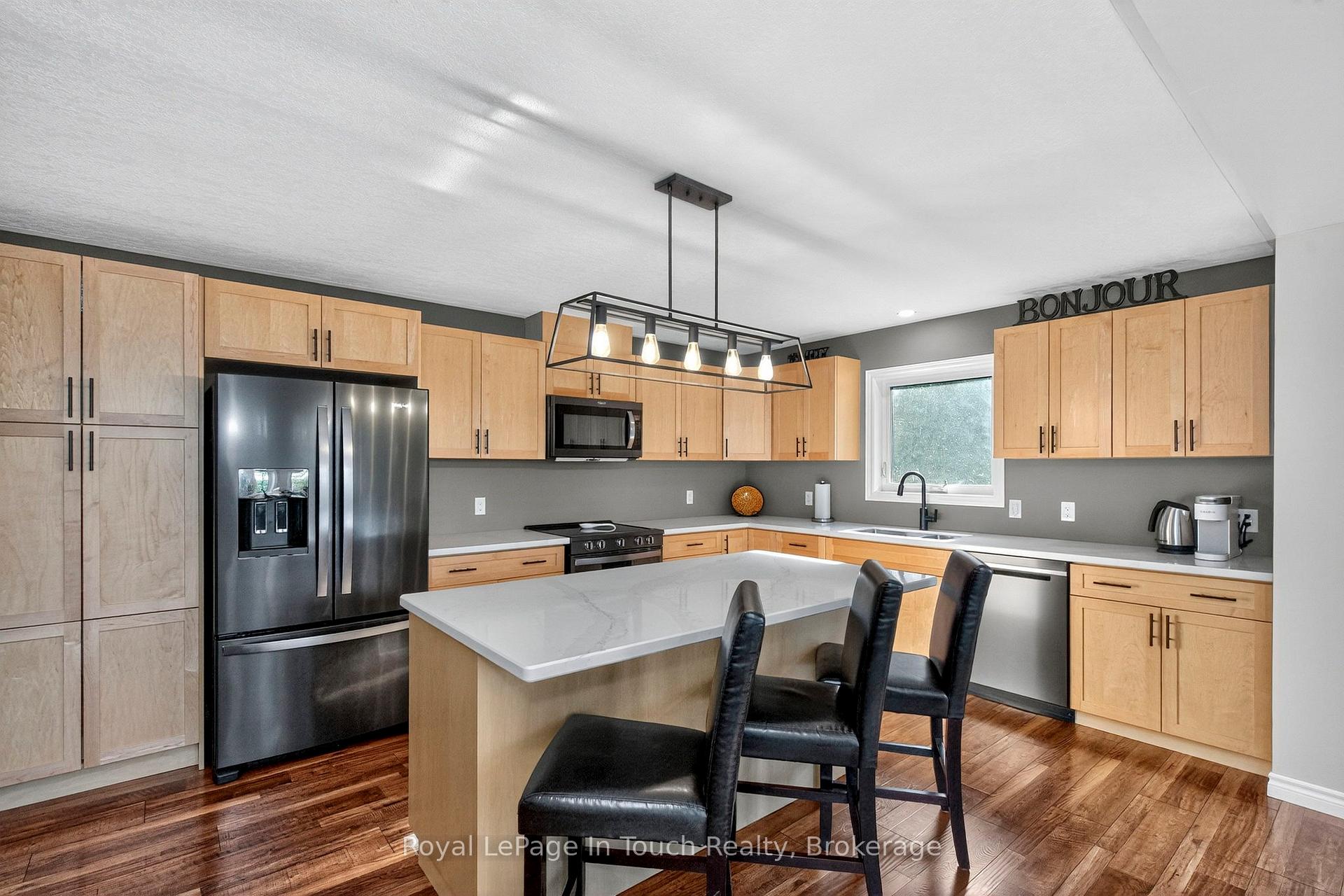 Photo 6 of 285 Dorion Road, Tiny, Rural Tiny — HOMEH