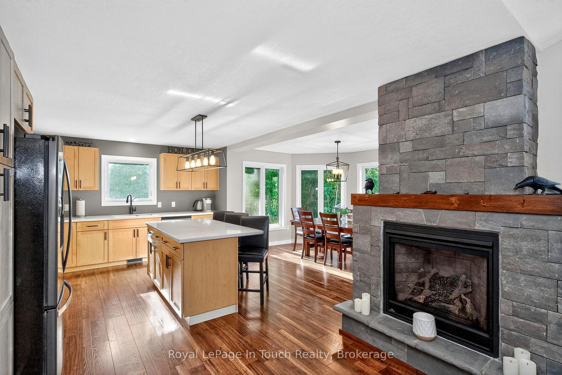 Photo 10 of 285 Dorion Road, Tiny, Rural Tiny — HOMEH