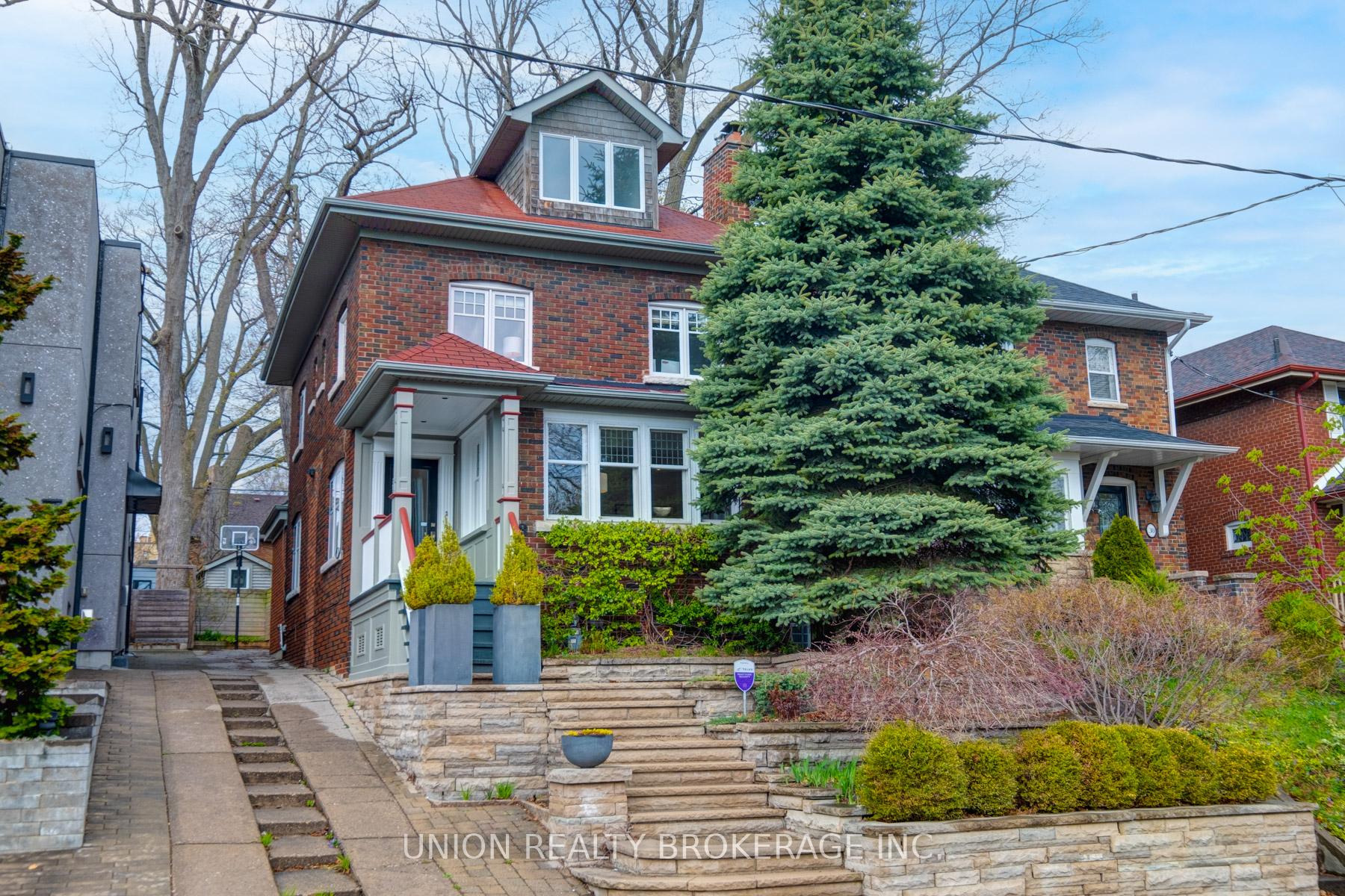 Photo 1 of 28 Cavendish Street, Toronto, The Beaches — HOMEH