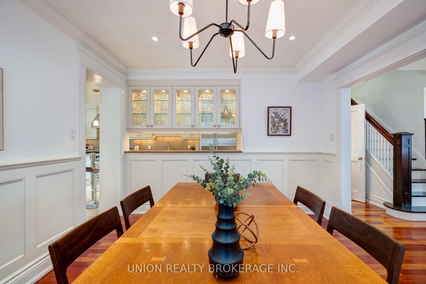 Photo 5 of 28 Cavendish Street, Toronto, The Beaches — HOMEH