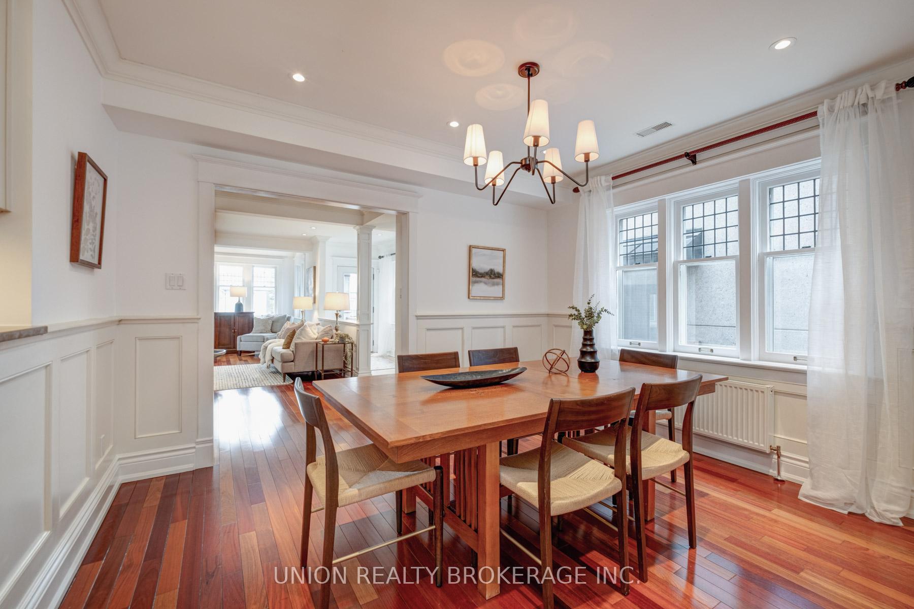 Photo 6 of 28 Cavendish Street, Toronto, The Beaches — HOMEH