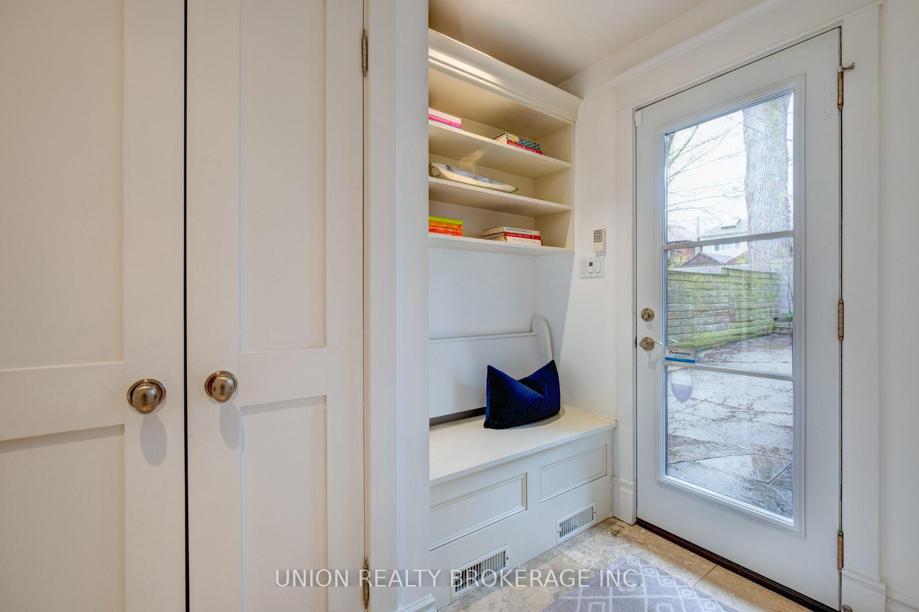 Photo 10 of 28 Cavendish Street, Toronto, The Beaches — HOMEH