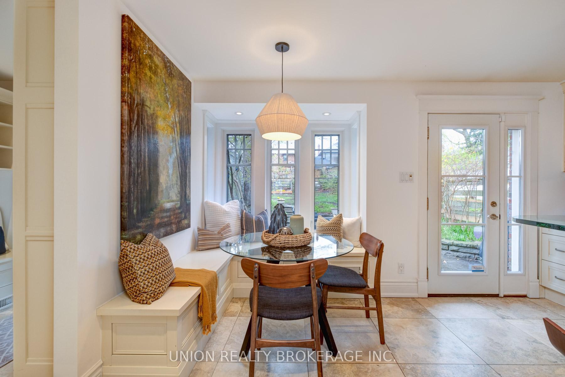 Photo 11 of 28 Cavendish Street, Toronto, The Beaches — HOMEH