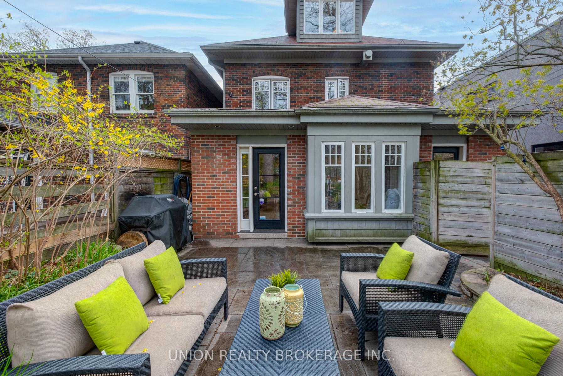 Photo 23 of 28 Cavendish Street, Toronto, The Beaches — HOMEH