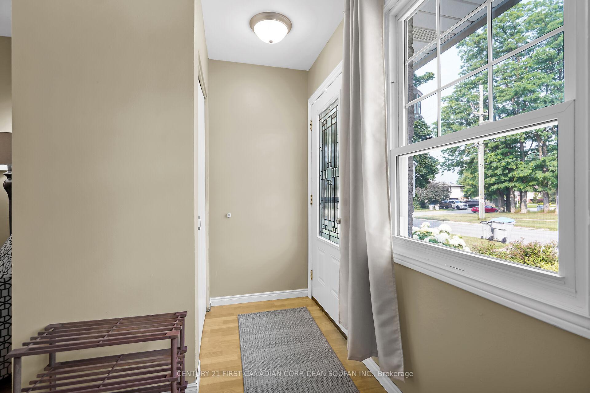 Photo 6 of 326 Burns Street, Strathroy-Caradoc, SW — HOMEH