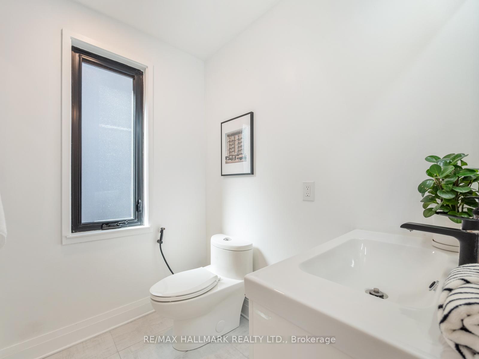 Photo 23 of 2 First Avenue, Toronto, South Riverdale — HOMEH