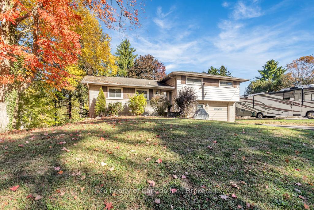 Photo 3 of 132 North Street E, Tillsonburg — HOMEH