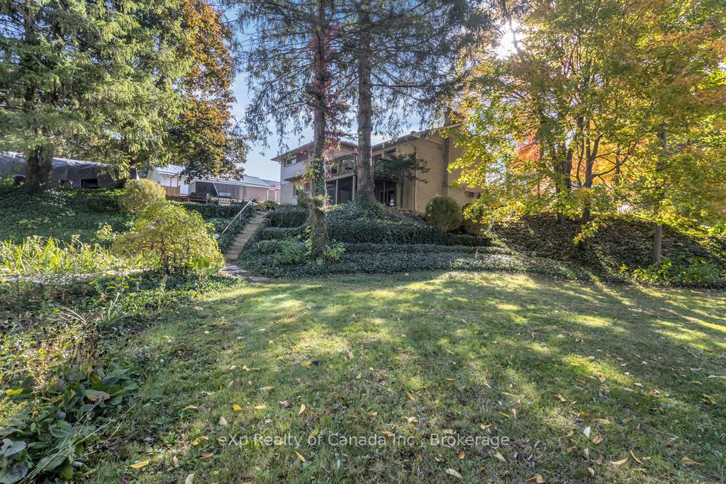 Photo 12 of 132 North Street E, Tillsonburg — HOMEH