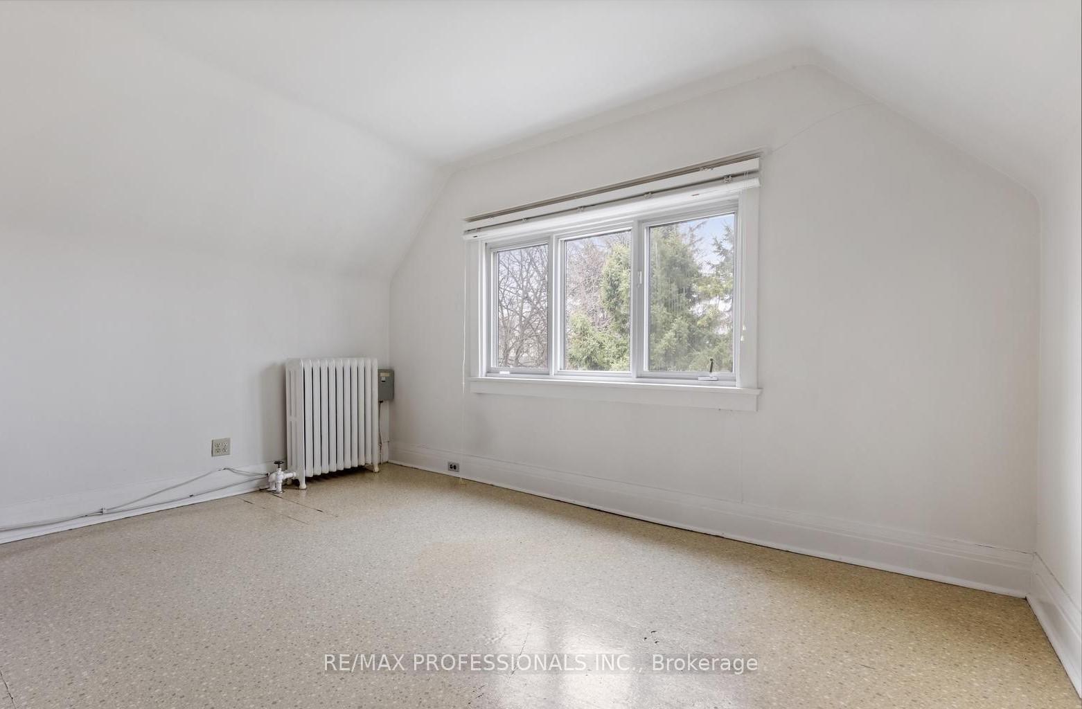 Photo 13 of 47 Manor Road E, Toronto, Mount Pleasant West — HOMEH