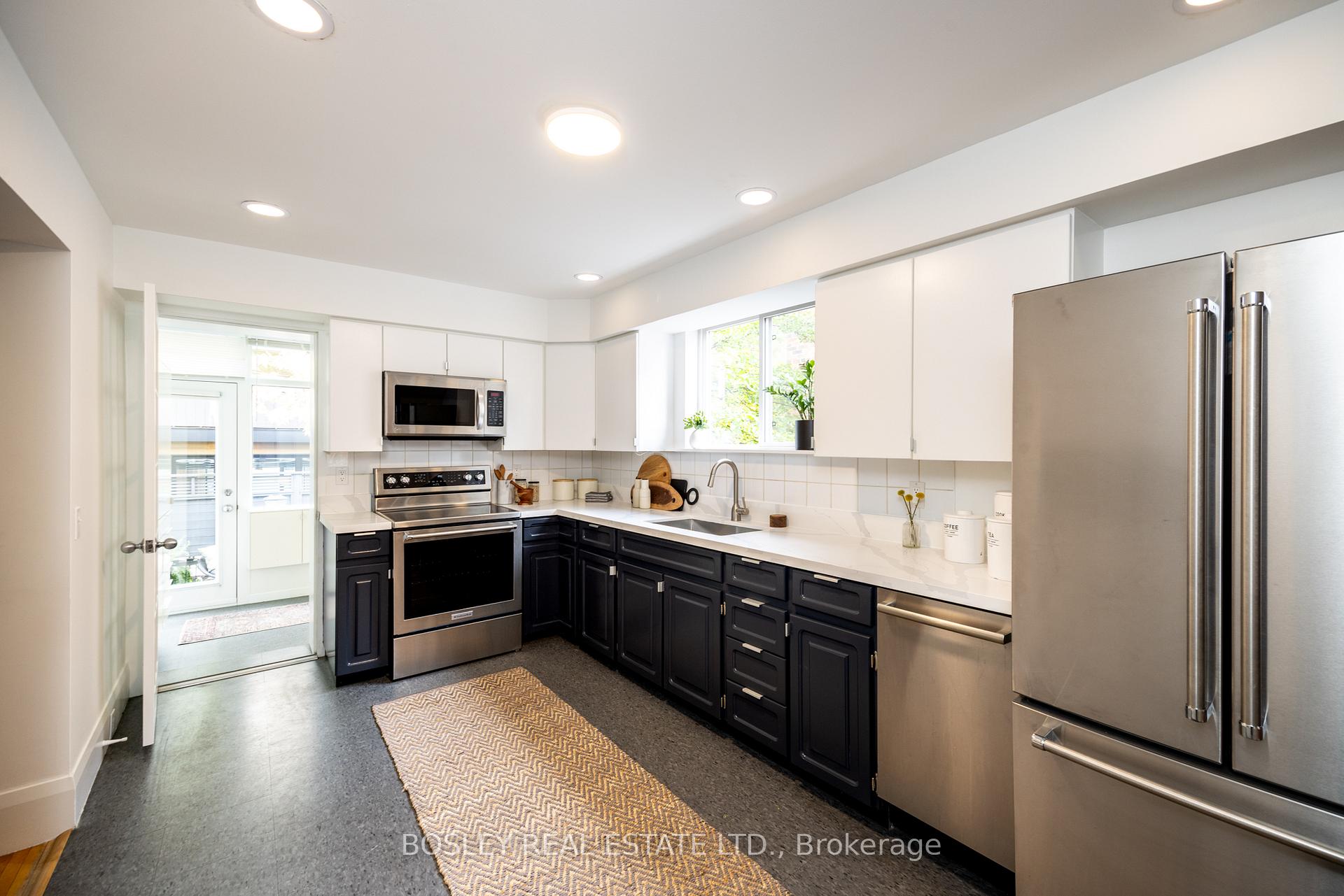 Photo 11 of 12 Coleridge Avenue, Toronto, Woodbine-Lumsden — HOMEH