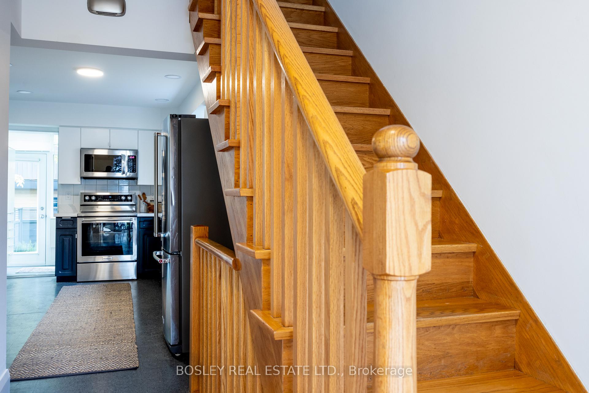 Photo 15 of 12 Coleridge Avenue, Toronto, Woodbine-Lumsden — HOMEH