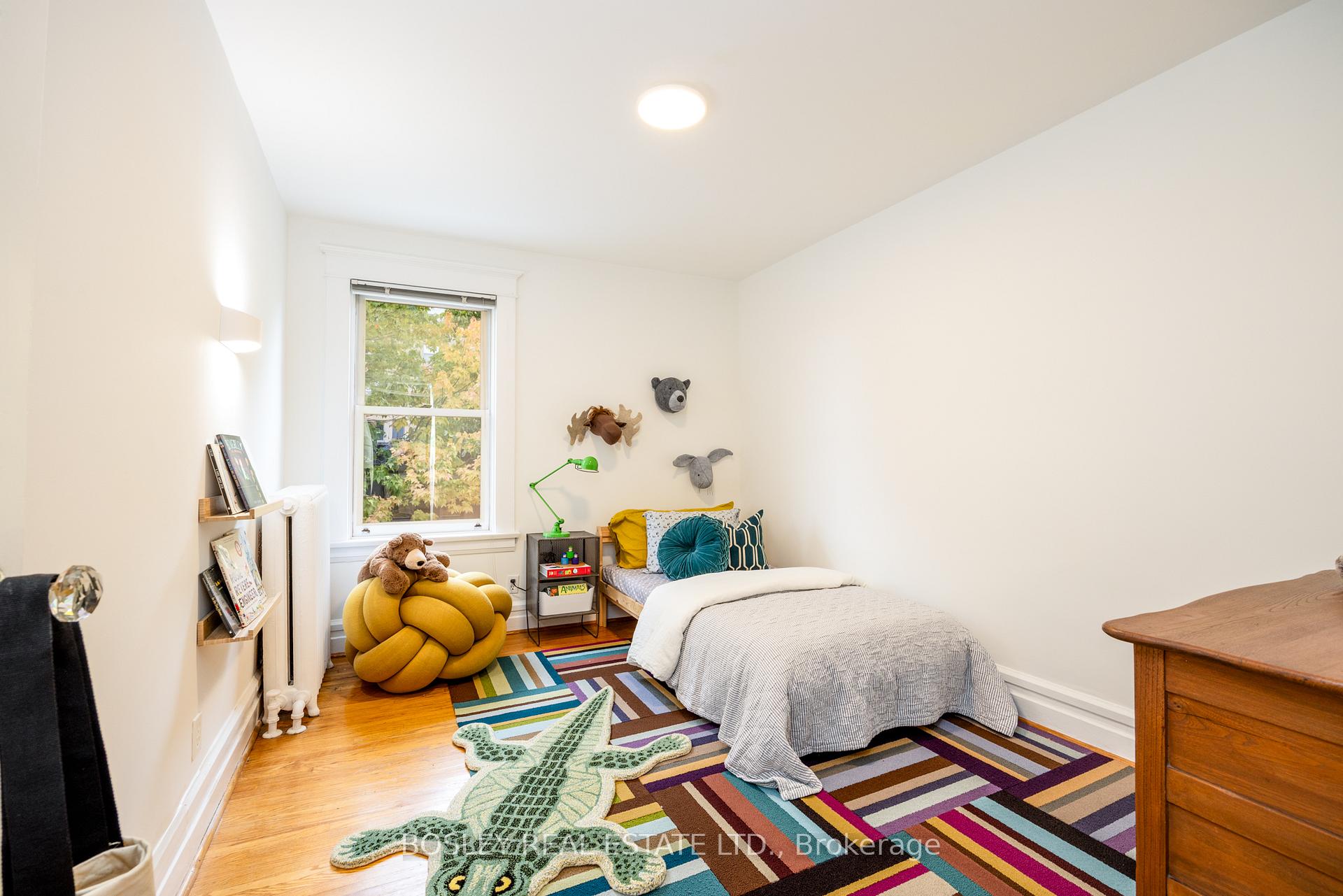 Photo 16 of 12 Coleridge Avenue, Toronto, Woodbine-Lumsden — HOMEH