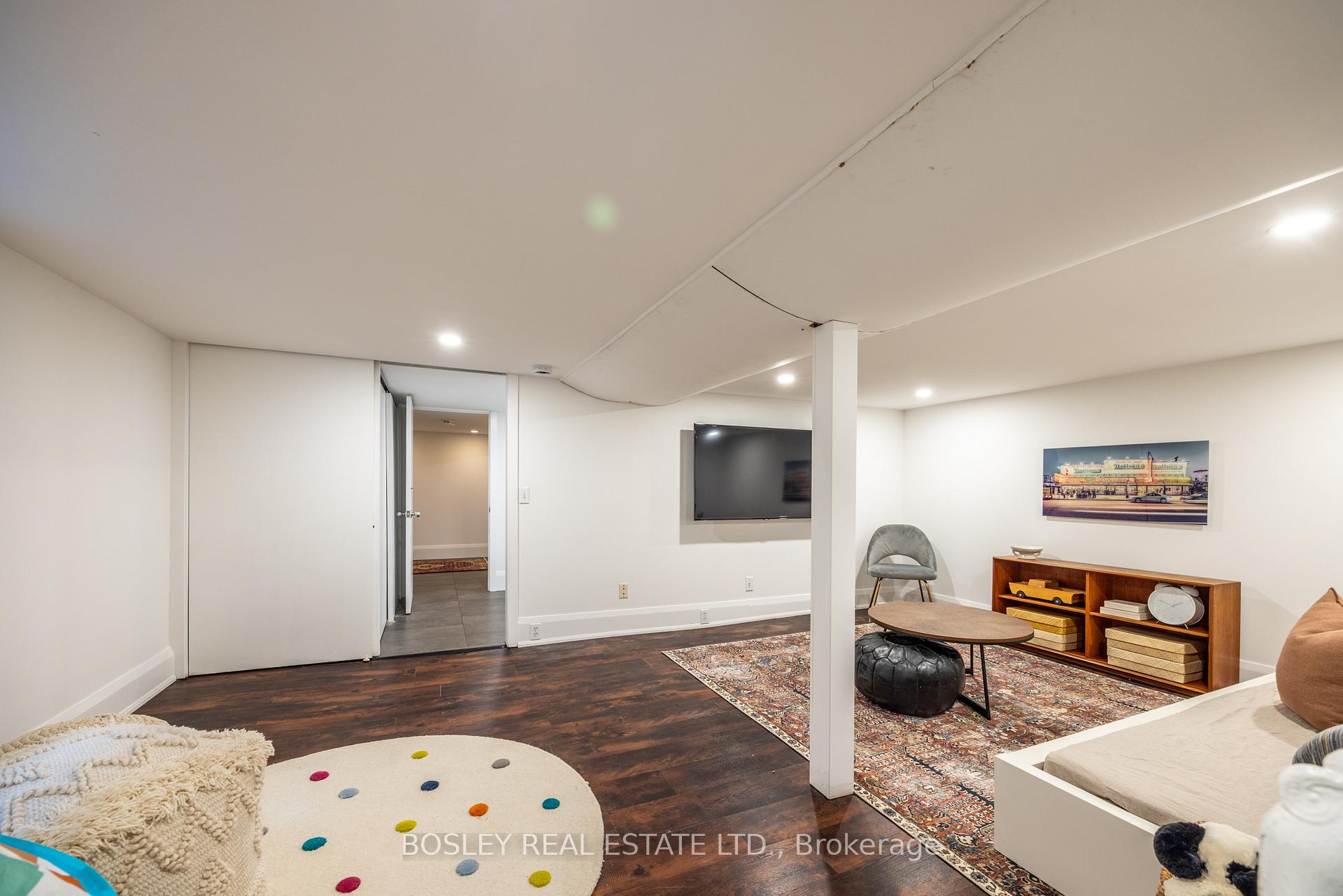 Photo 32 of 12 Coleridge Avenue, Toronto, Woodbine-Lumsden — HOMEH