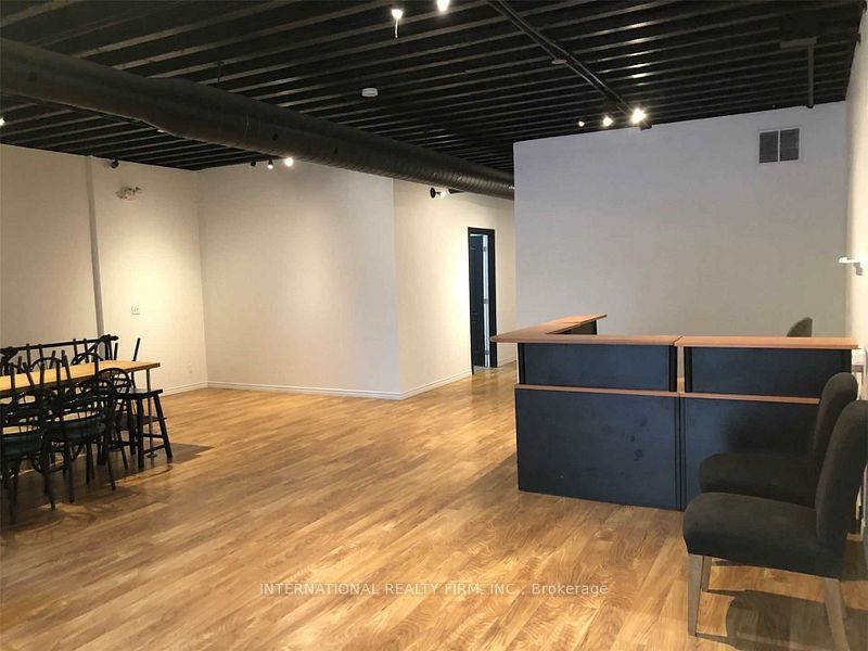 Photo 2 of Unit 2, 2252 Queen Street E, Toronto, The Beaches — HOMEH