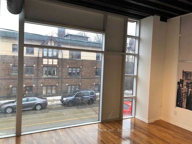 Photo 1 of Unit 2, 2252 Queen Street E, Toronto, The Beaches — HOMEH