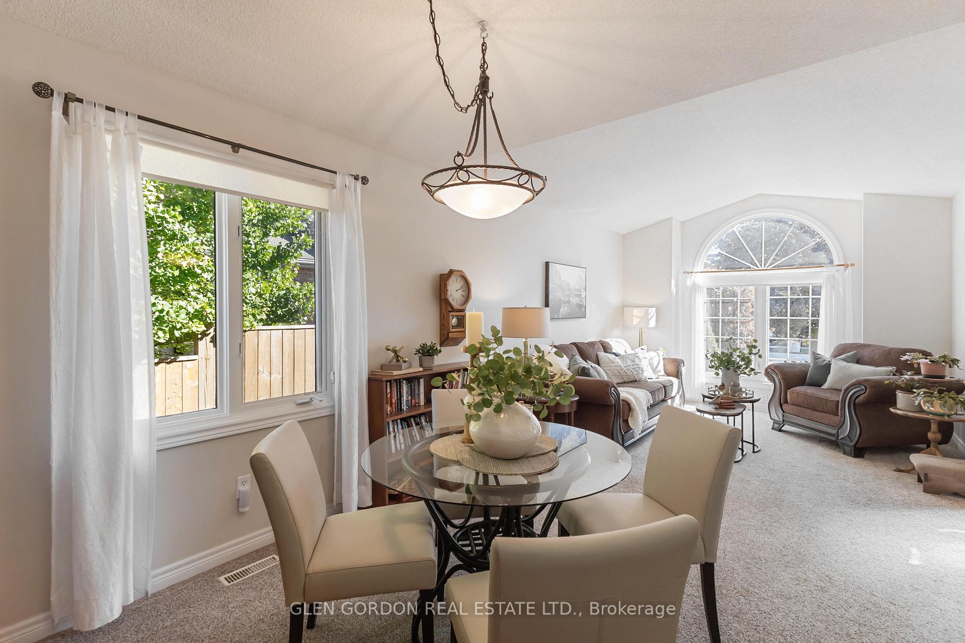 Photo 13 of 71 Parkview Crescent, Strathroy-Caradoc, SE — HOMEH