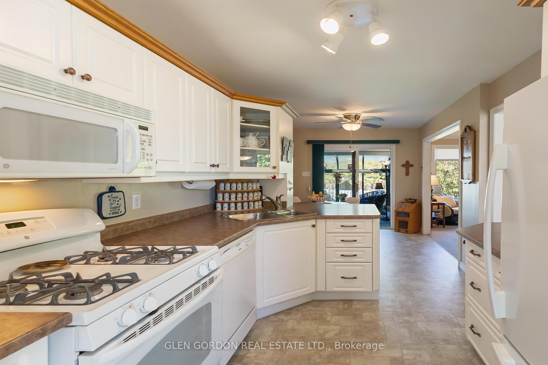 Photo 17 of 71 Parkview Crescent, Strathroy-Caradoc, SE — HOMEH