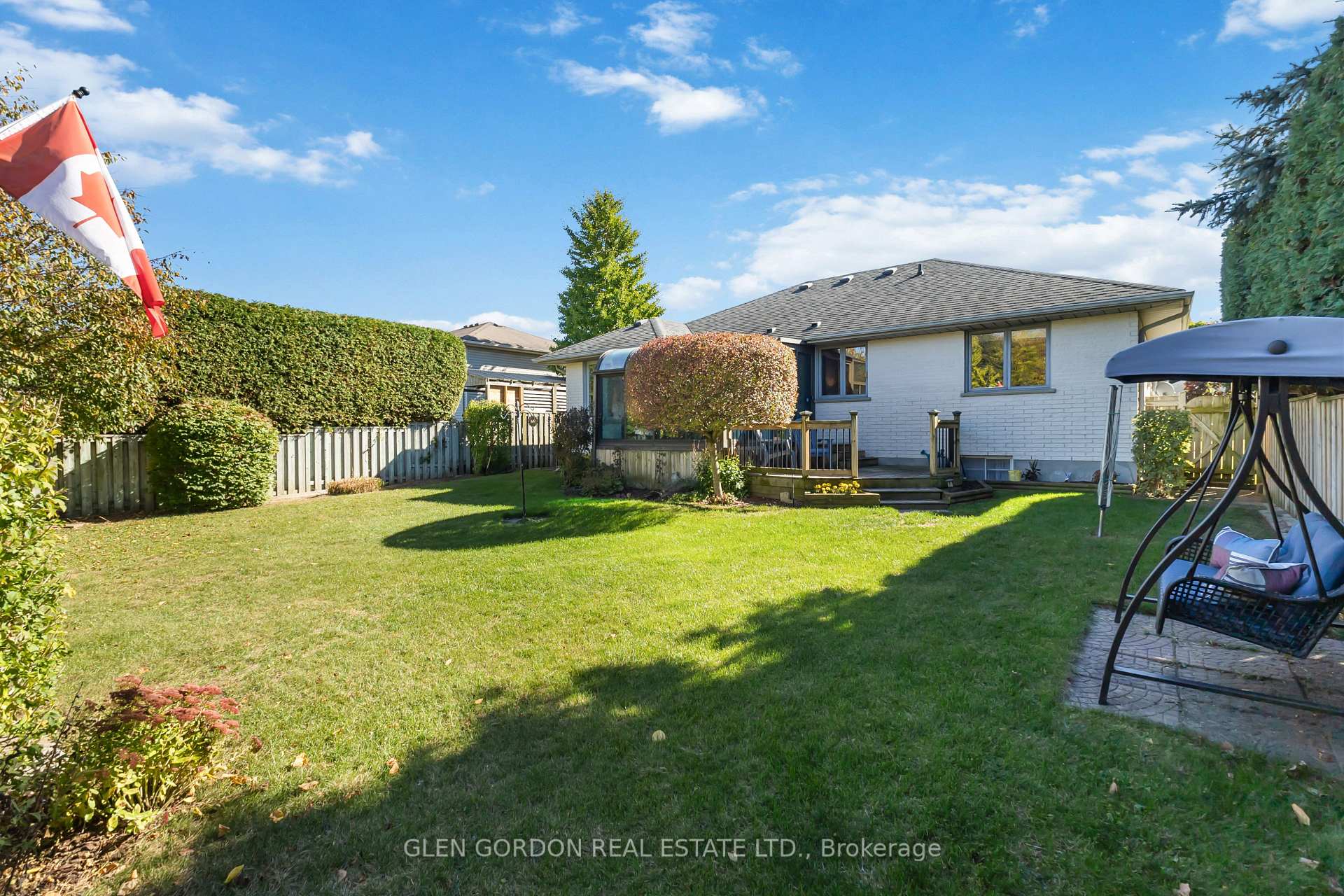 Photo 41 of 71 Parkview Crescent, Strathroy-Caradoc, SE — HOMEH