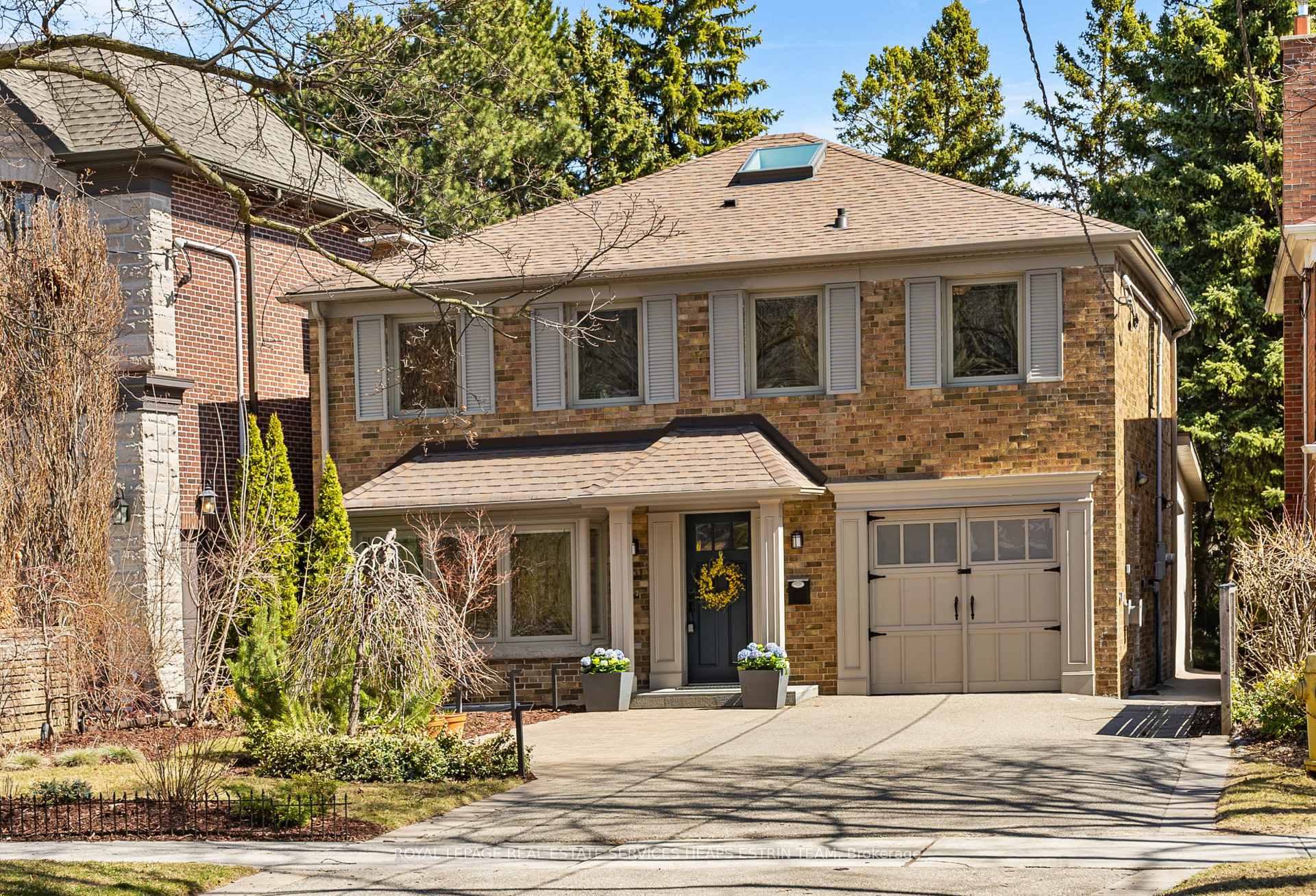 Photo 1 of 301 Bessborough Drive, Toronto, Leaside — HOMEH