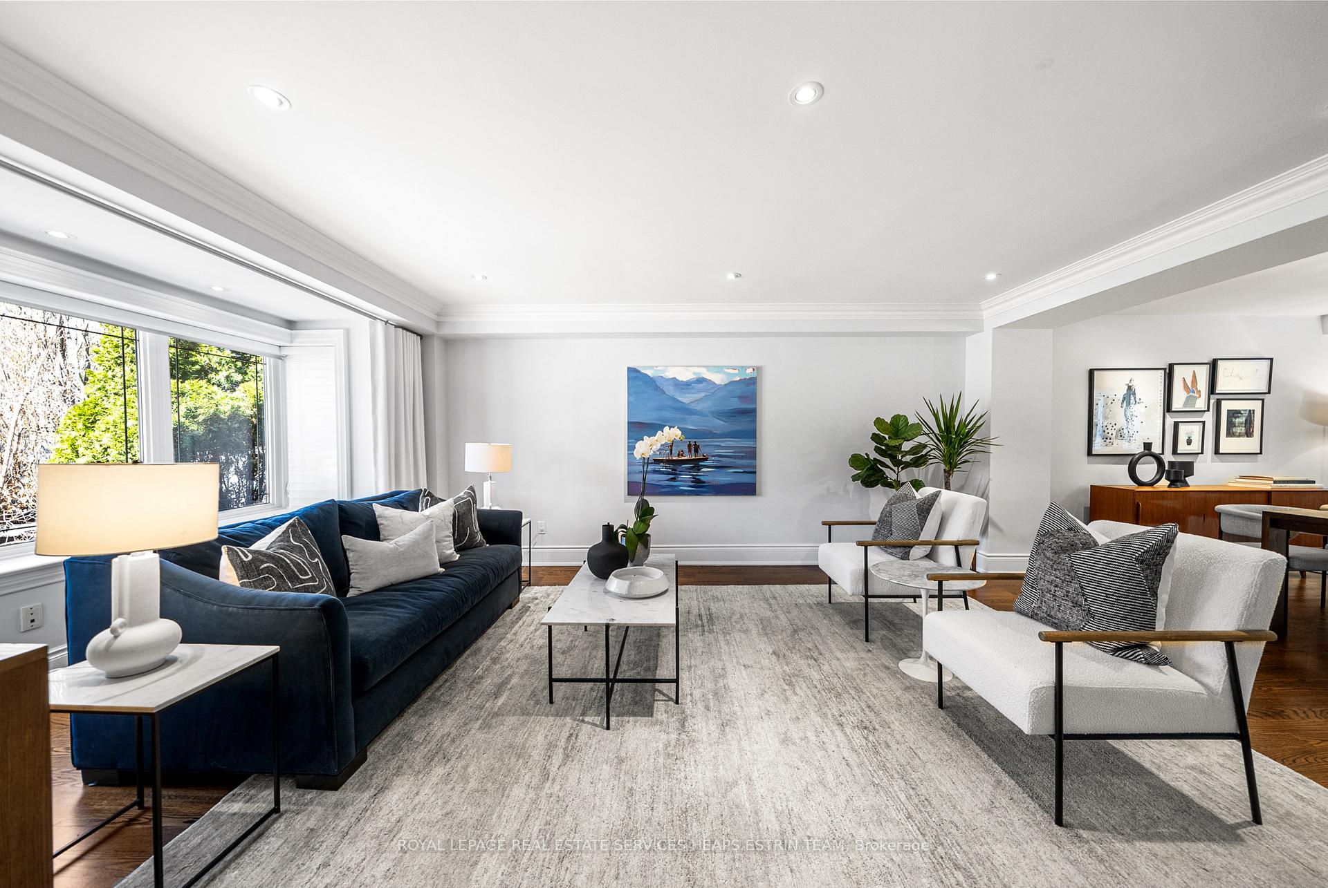 Photo 3 of 301 Bessborough Drive, Toronto, Leaside — HOMEH