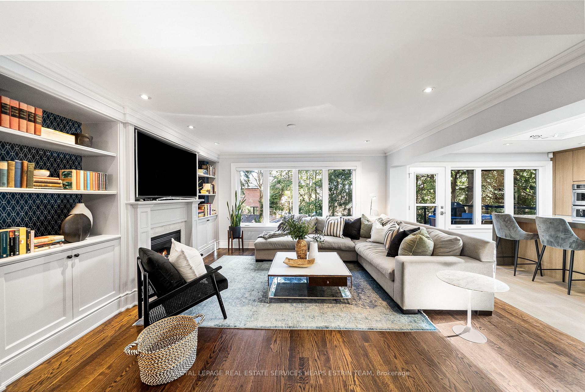 Photo 10 of 301 Bessborough Drive, Toronto, Leaside — HOMEH