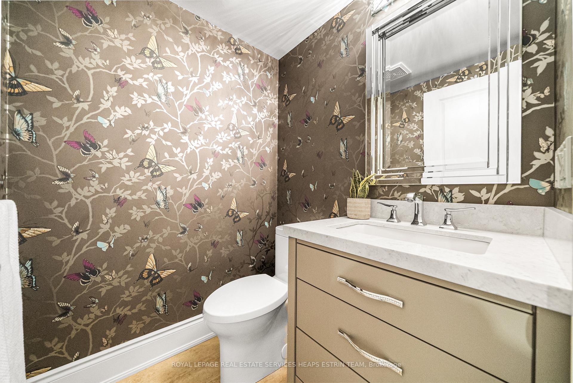 Photo 12 of 301 Bessborough Drive, Toronto, Leaside — HOMEH