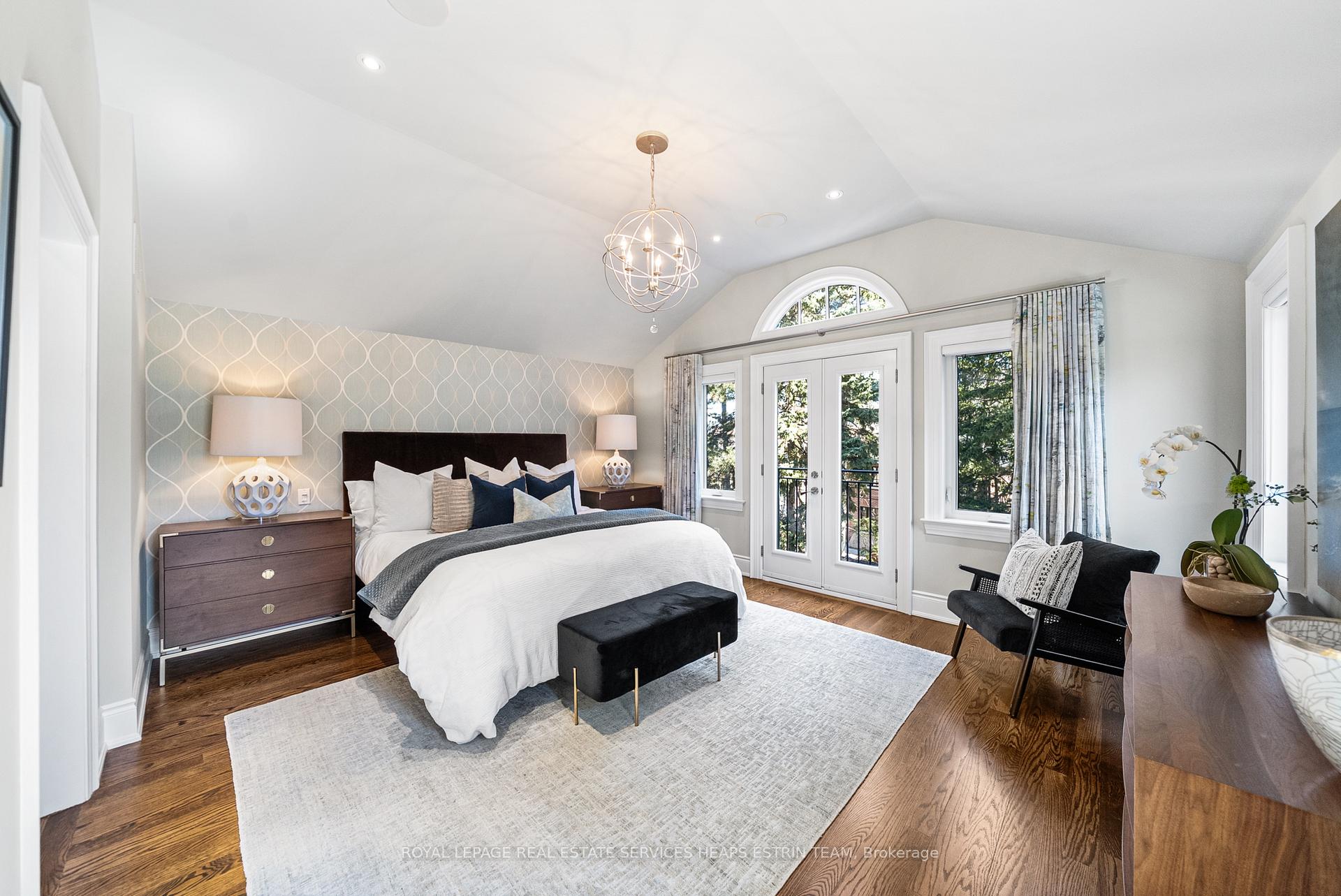 Photo 16 of 301 Bessborough Drive, Toronto, Leaside — HOMEH