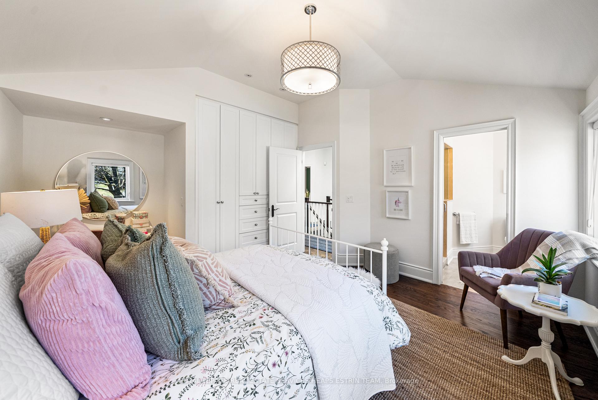 Photo 22 of 301 Bessborough Drive, Toronto, Leaside — HOMEH