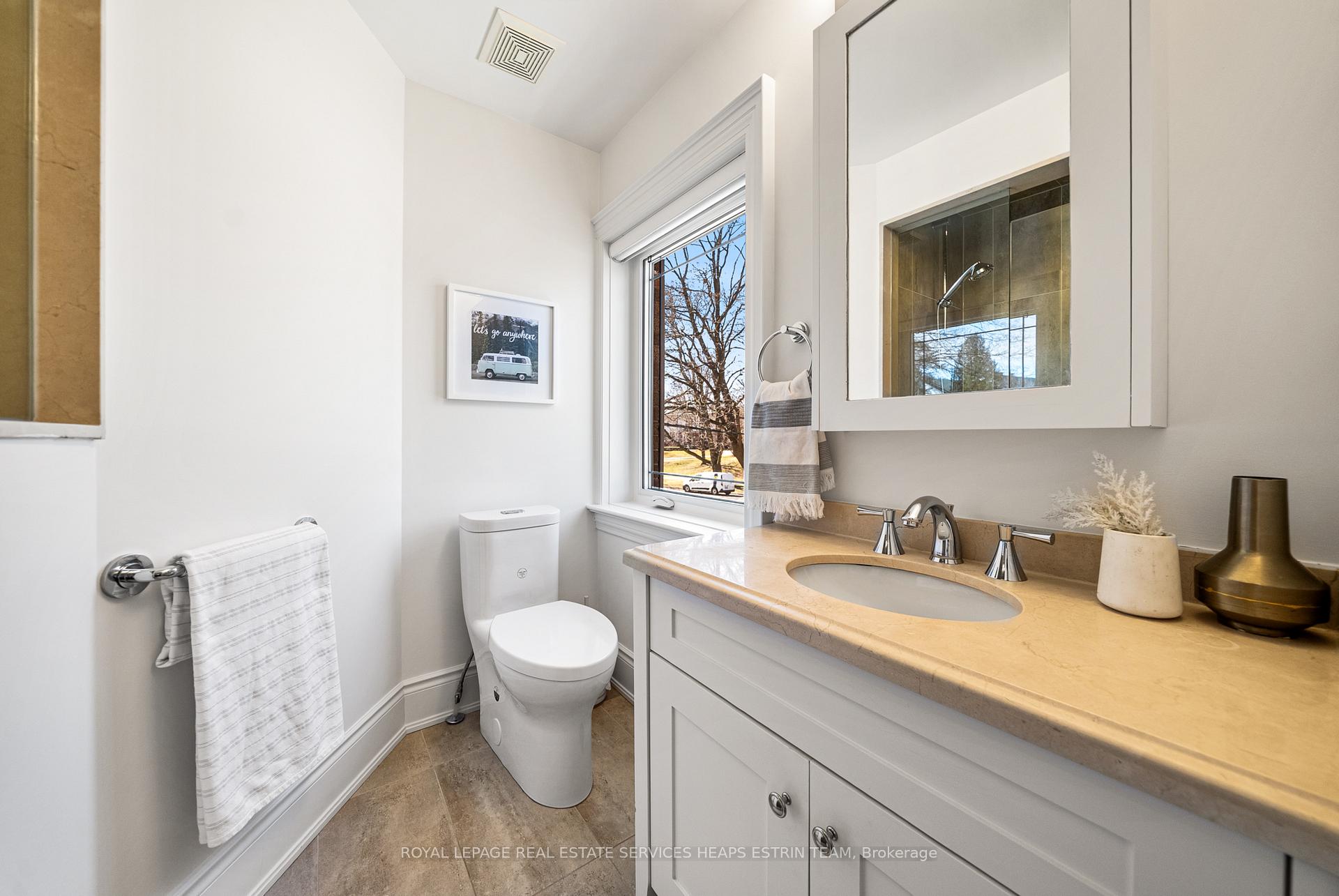 Photo 24 of 301 Bessborough Drive, Toronto, Leaside — HOMEH