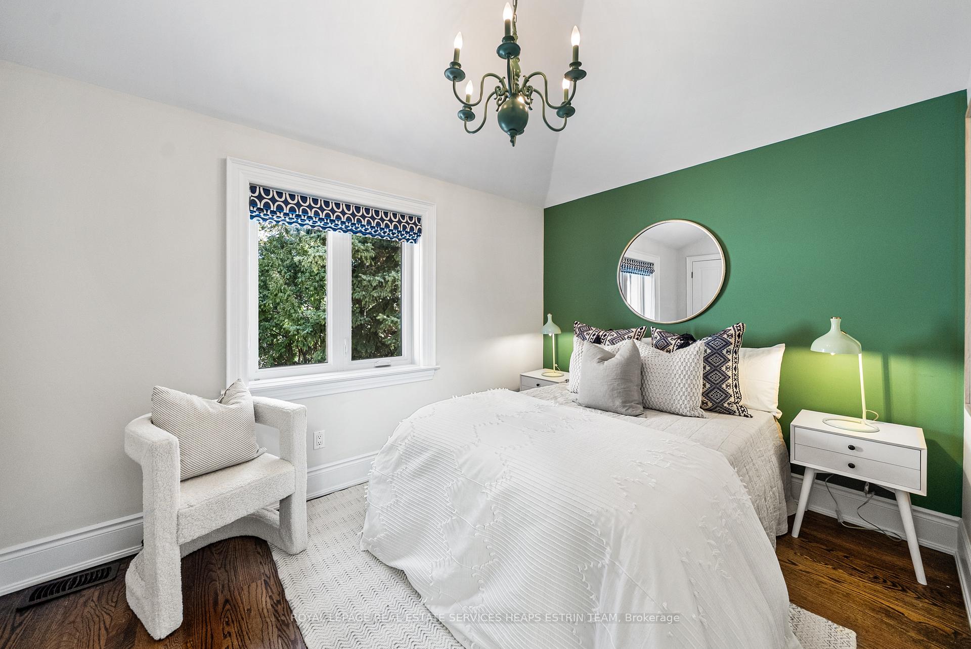 Photo 25 of 301 Bessborough Drive, Toronto, Leaside — HOMEH