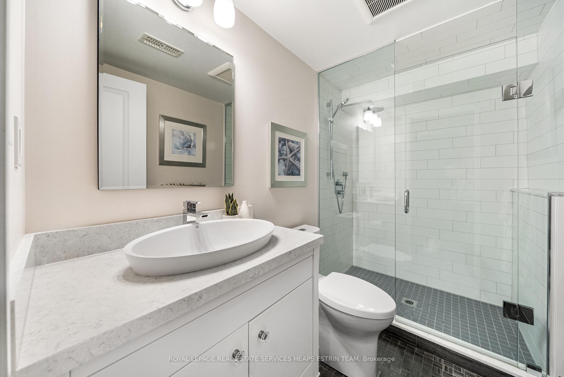 Photo 35 of 301 Bessborough Drive, Toronto, Leaside — HOMEH