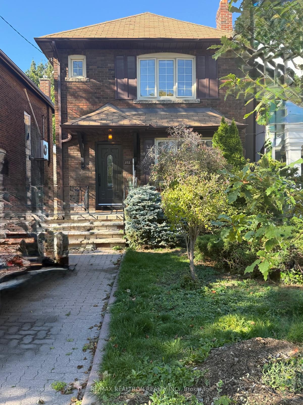 Front of 372 St Germain Avenue