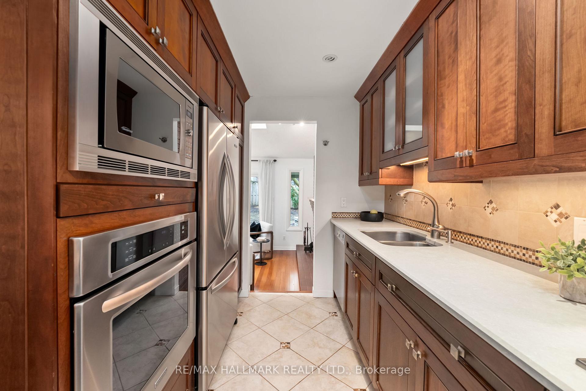 Photo 19 of 130 Banff Road, Toronto, Mount Pleasant East — HOMEH
