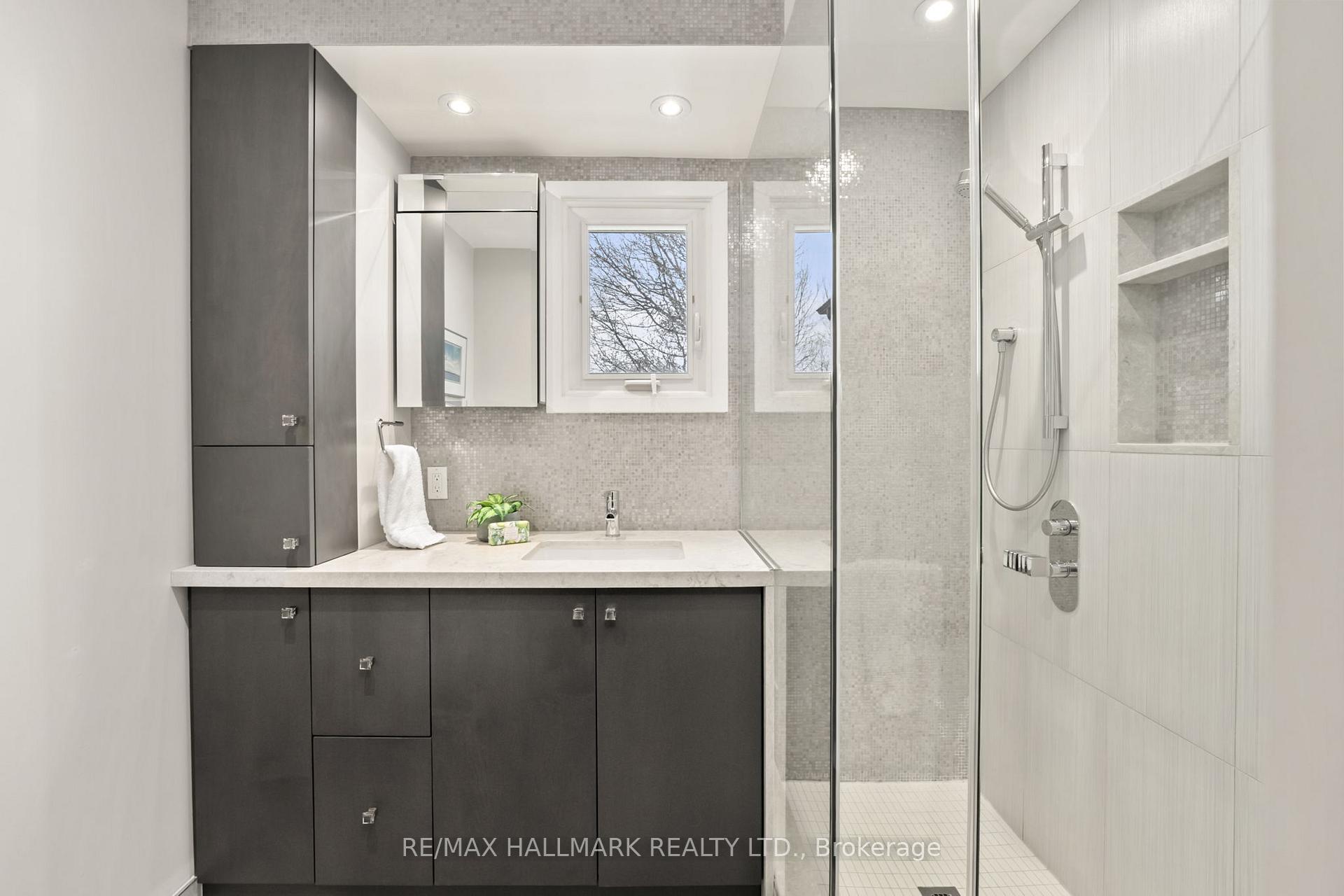 Photo 24 of 130 Banff Road, Toronto, Mount Pleasant East — HOMEH