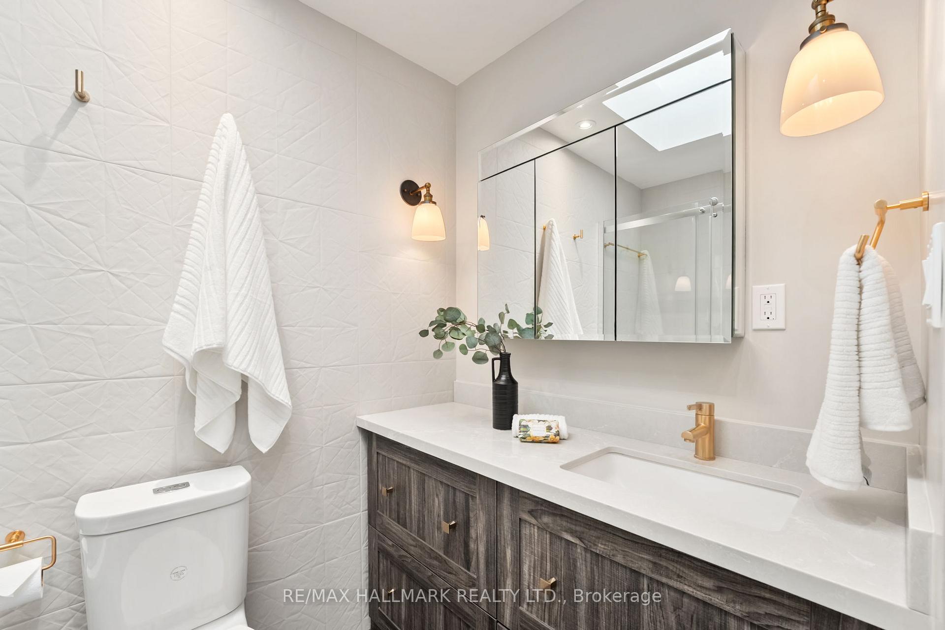 Photo 30 of 130 Banff Road, Toronto, Mount Pleasant East — HOMEH