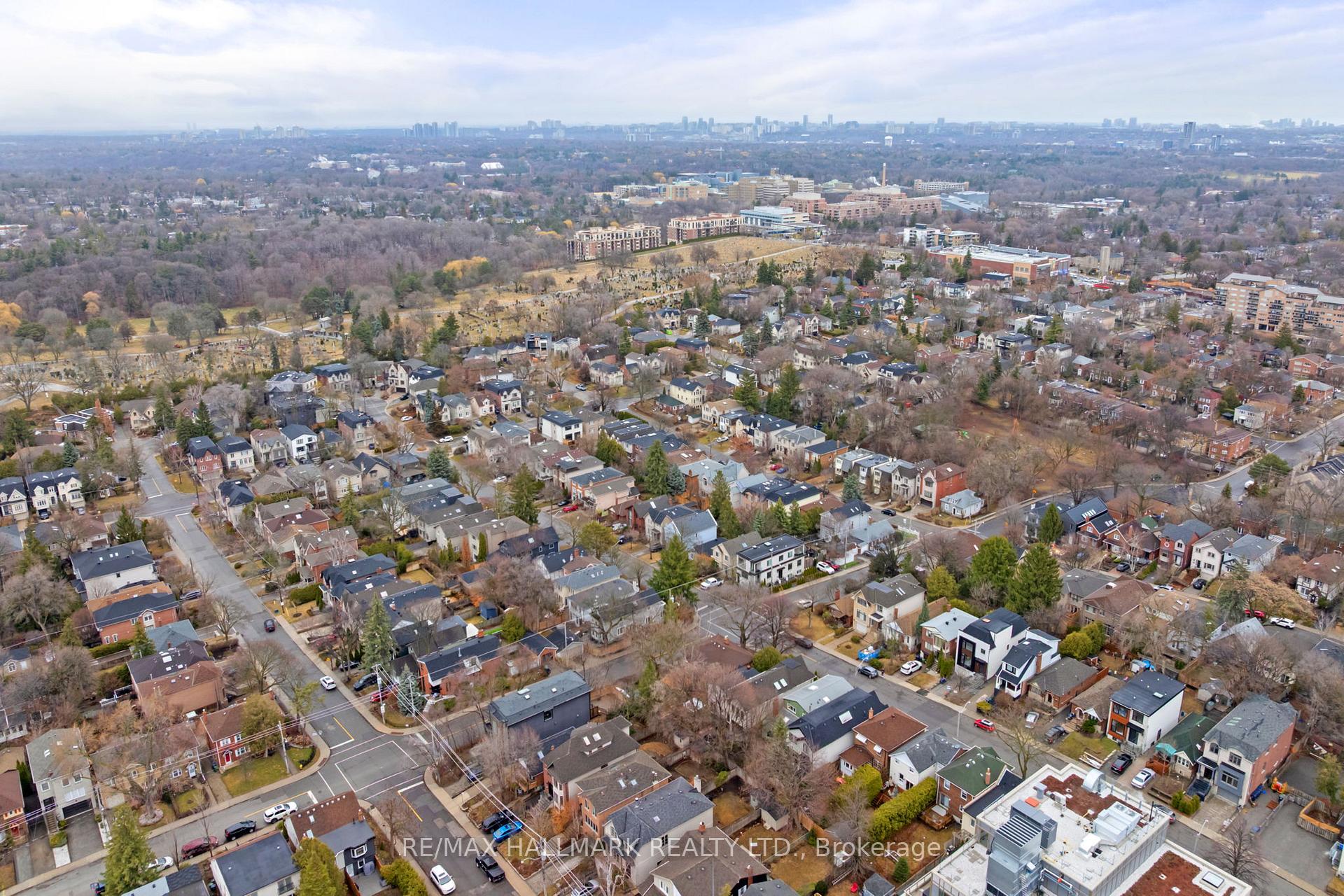 Photo 45 of 130 Banff Road, Toronto, Mount Pleasant East — HOMEH