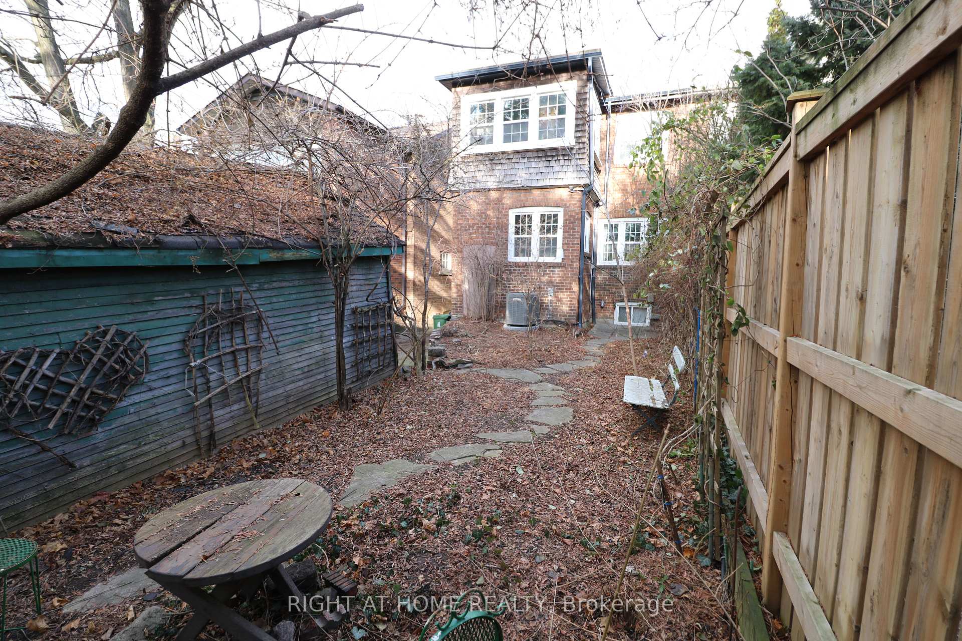 Photo 13 of 75 Manor Road E, Toronto, Mount Pleasant West — HOMEH