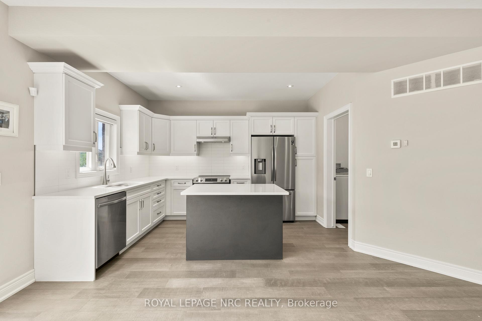Photo 12 of Unit Upper Level, 25 Autumn Avenue, Thorold, Rolling Meadows — HOMEH