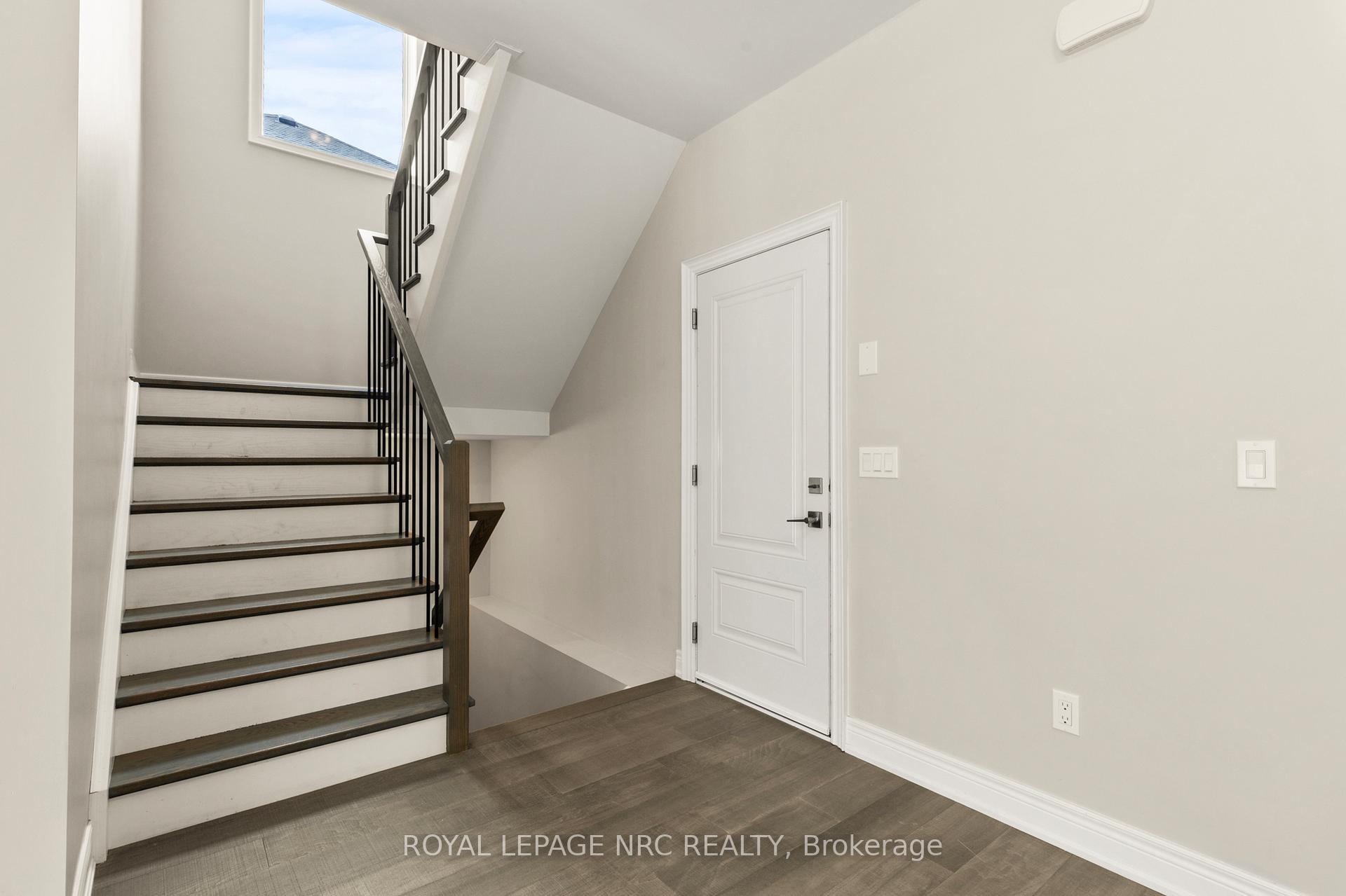 Photo 16 of Unit Upper Level, 25 Autumn Avenue, Thorold, Rolling Meadows — HOMEH