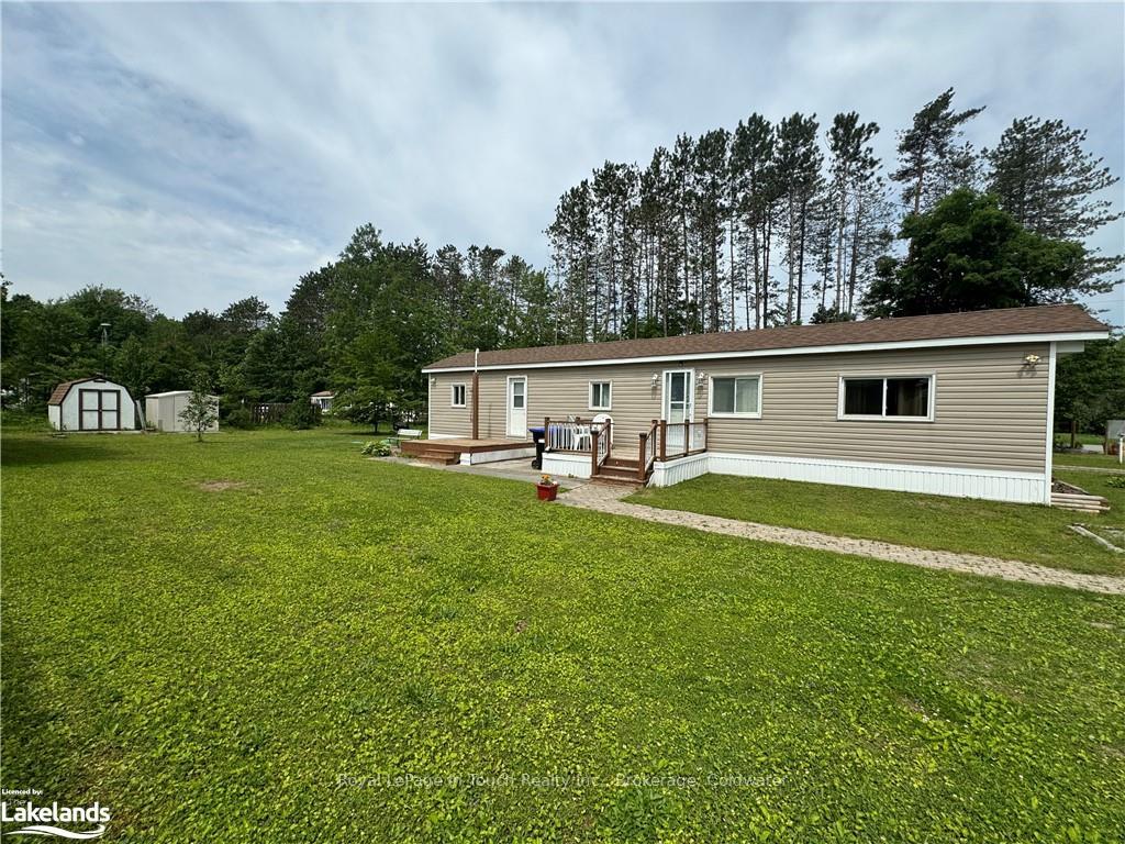 Photo 3 of Unit 2, 5263 Elliott Sideroad, Tay, Rural Tay — HOMEH