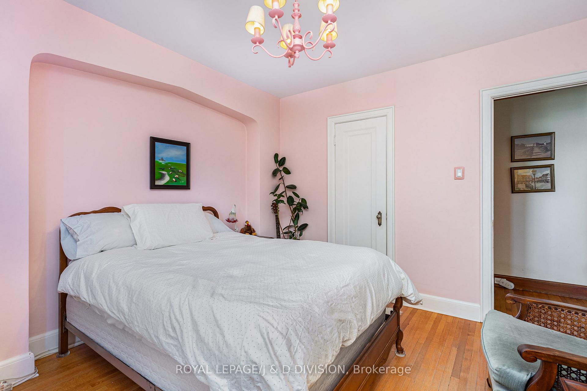Photo 20 of 66 Sutherland Drive, Toronto, Leaside — HOMEH