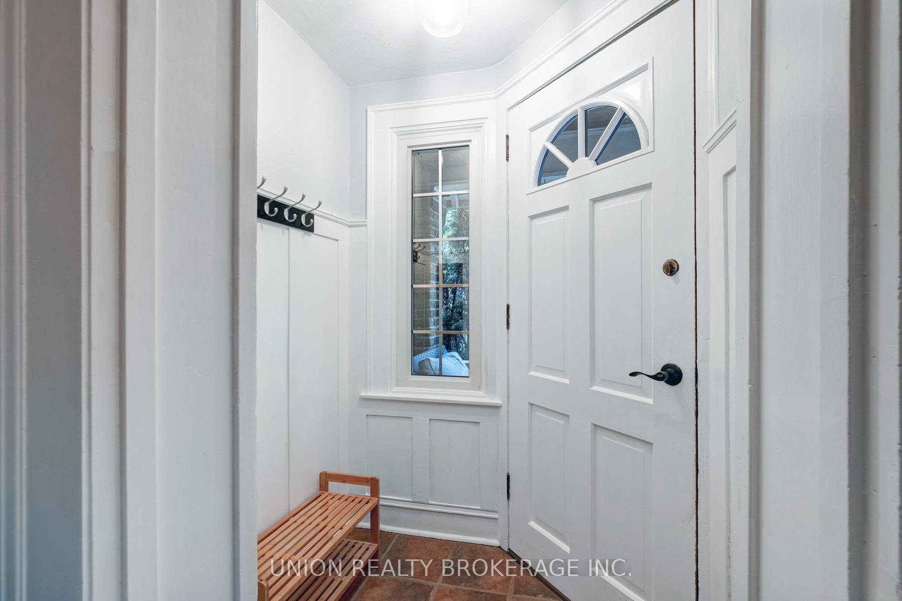Photo 3 of 153 Wineva Avenue, Toronto, The Beaches — HOMEH